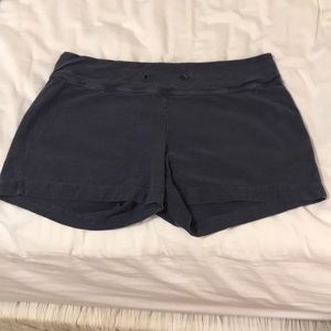 NAVY JAMES PERSE SHORTS